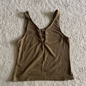 Ribbed crop top tank size L